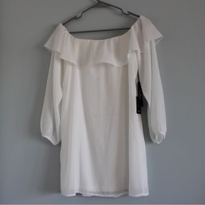New Lulu’s Off Shoulder Long Sleeve White Flowy Mini Dress size S